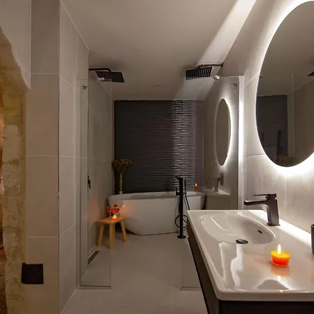 Otel Sato Cave 2*