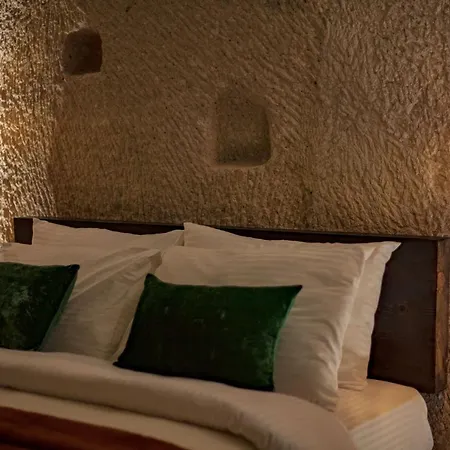 Sato Cave Szálloda 2*