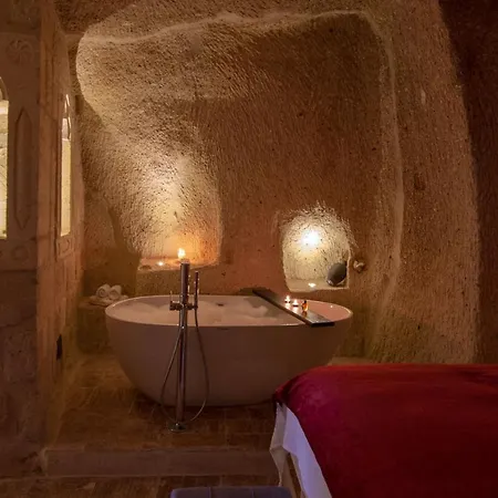 Sato Cave فندق