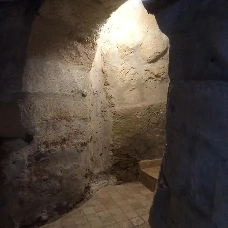 Sato Cave Szálloda