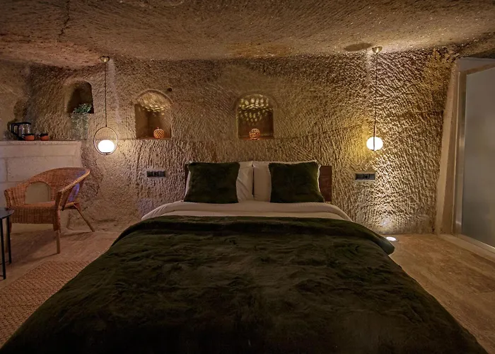 Hotel Sato Cave